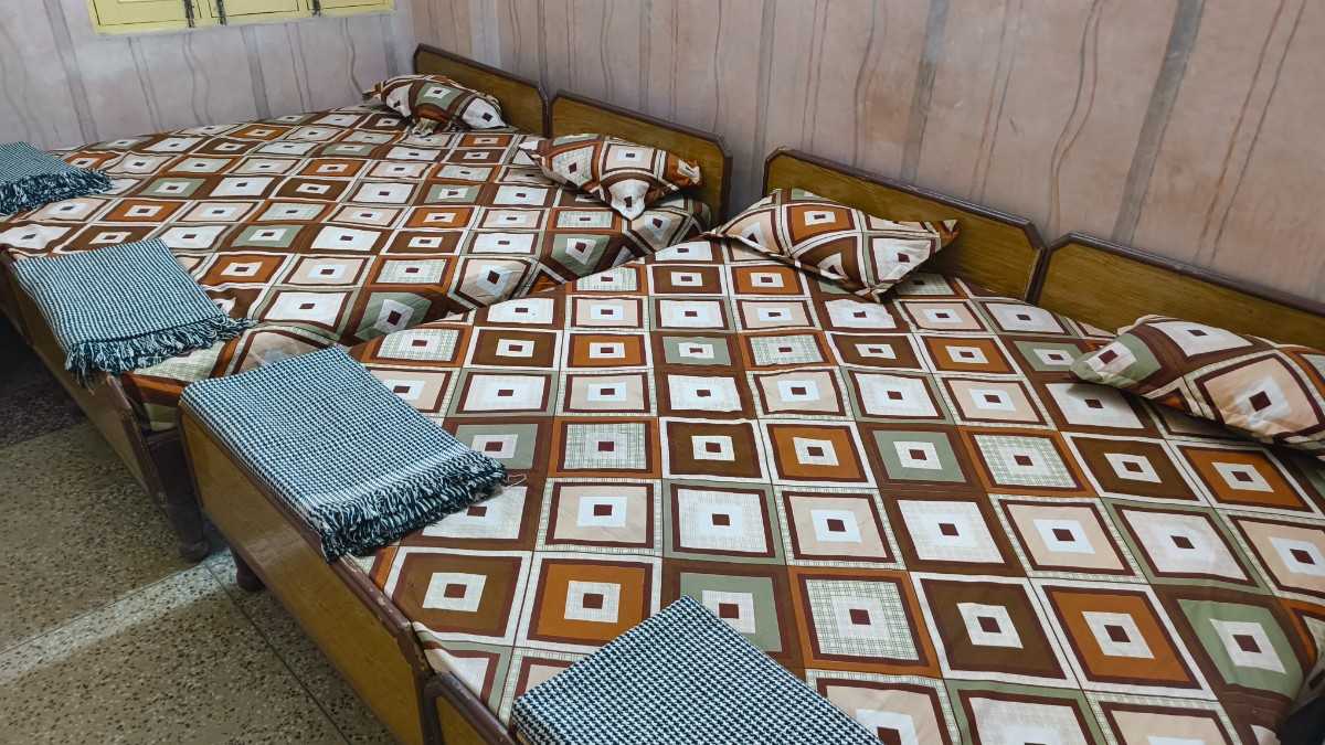4-Bed Standard